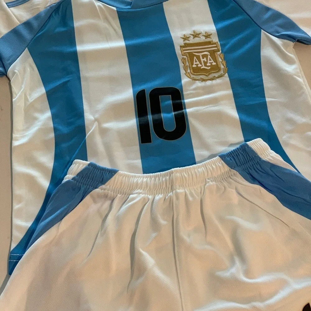 Toddler 4-5T Toddler Messi Argentina 10 Kids Jersey Kit Size 20. - Ships Today - Picture 4 of 9